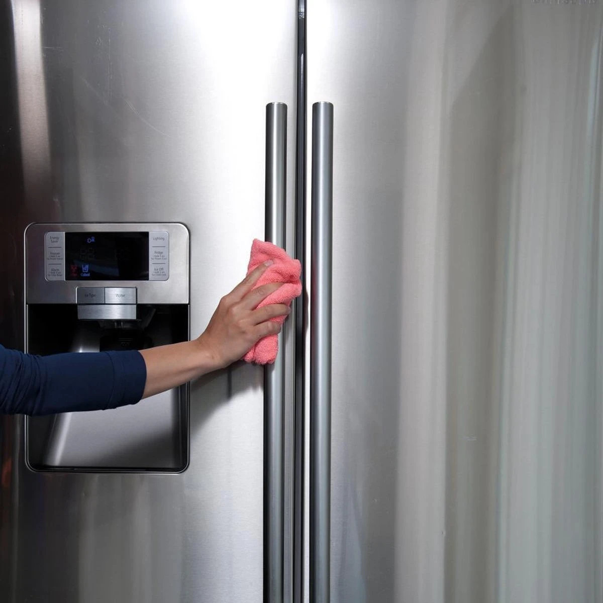 HG Roestvrijstaal Reiniger - 300ml - Onzichtbare Beschermlaag - Reinigt Snel En Streeploos 3 HG Roestvrijstaal Reiniger - 300ml - Onzichtbare Beschermlaag - Reinigt Snel En Streeploos - Image 3