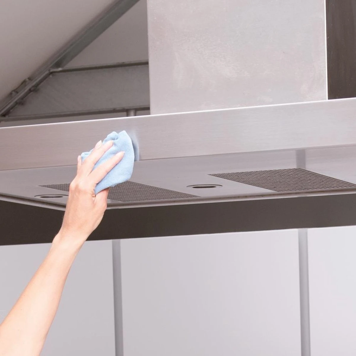 HG Roestvrijstaal Reiniger - 300ml - Onzichtbare Beschermlaag - Reinigt Snel En Streeploos 4 HG Roestvrijstaal Reiniger - 300ml - Onzichtbare Beschermlaag - Reinigt Snel En Streeploos - Image 4