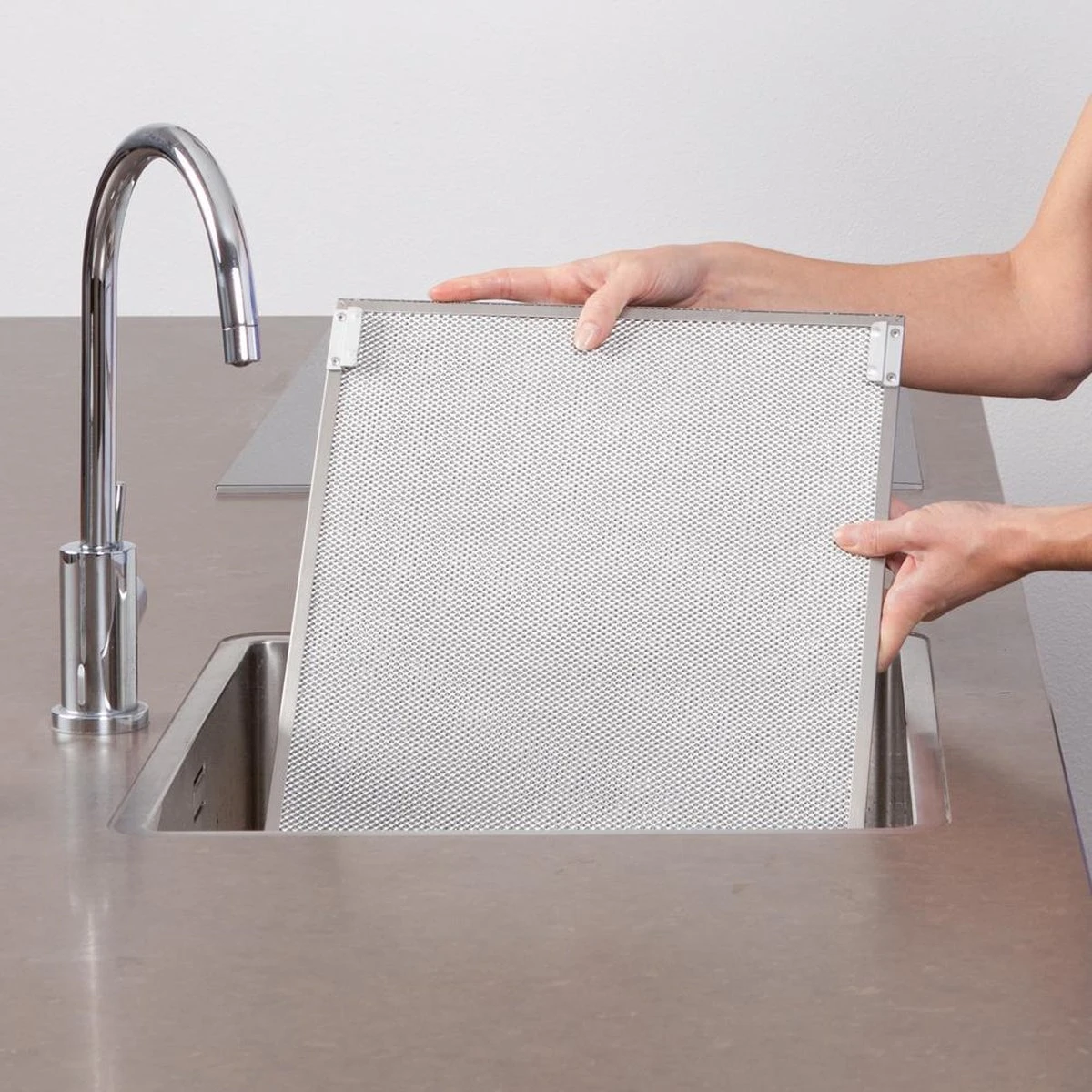 HG Afzuigkapfilter Ontvetter - 500ml - Zelfwerkend 4 HG Afzuigkapfilter Ontvetter - 500ml - Zelfwerkend - Image 4