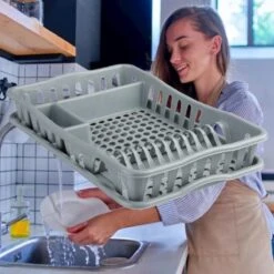 Merkloos Decopatent® Afdruiprek Voor Afwas - Afdruiprekje Met Lekbak - Kunststof Afdruipmat - Afwassen Borden & Bestek - 32.5x49x9 - Grijs 10 Merkloos Decopatent® Afdruiprek Voor Afwas - Afdruiprekje Met Lekbak - Kunststof Afdruipmat - Afwassen Borden & Bestek - 32.5x49x9 - Grijs -Winkel Voor Schoonmaakartikelen 1200x1200 1318