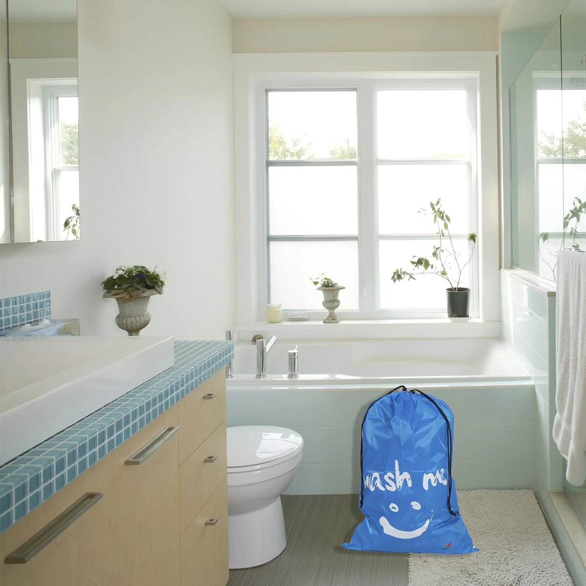 Wonair - Waszakken Voor Wasgoed - 60x90cm - Hemelsblauw - Met Trekkoord 4 Wonair - Waszakken Voor Wasgoed - 60x90cm - Hemelsblauw - Met Trekkoord - Image 4