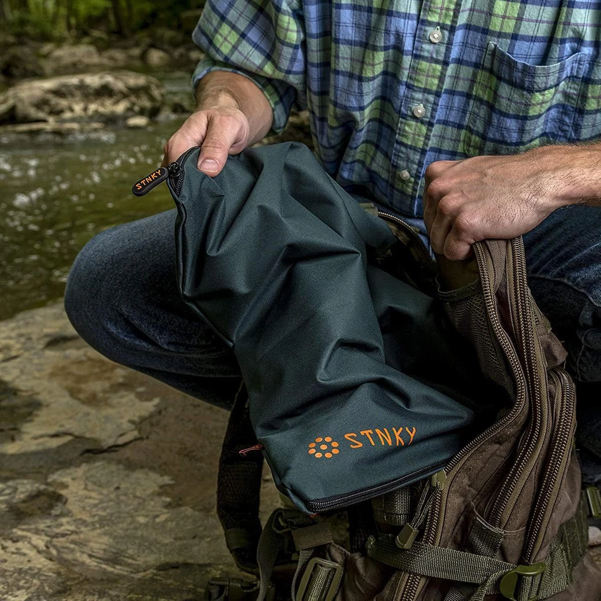 STNKY Pro Edition - Wasbare Sport, Reis- En Wastas - Groen - 13 Liter - Geurloos 3 STNKY Pro Edition - Wasbare Sport, Reis- En Wastas - Groen - 13 Liter - Geurloos - Image 3