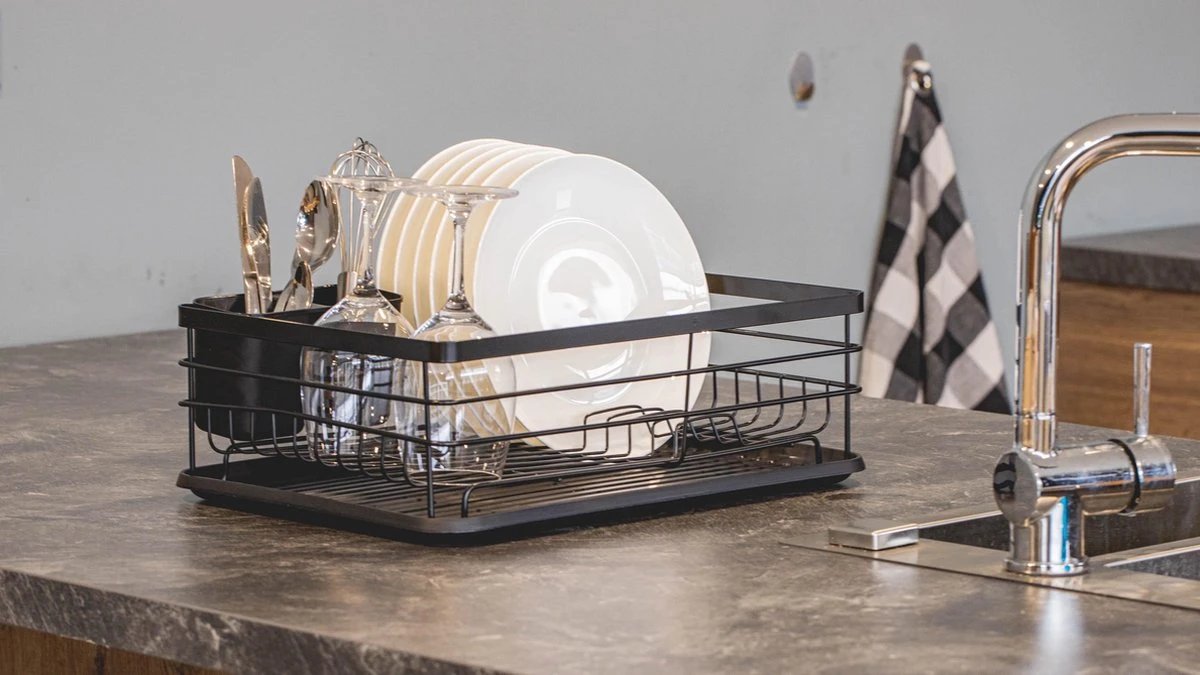 Sareva Afdruiprek - Met Plateau - Zwart 2 Sareva Afdruiprek - Met Plateau - Zwart - Image 2