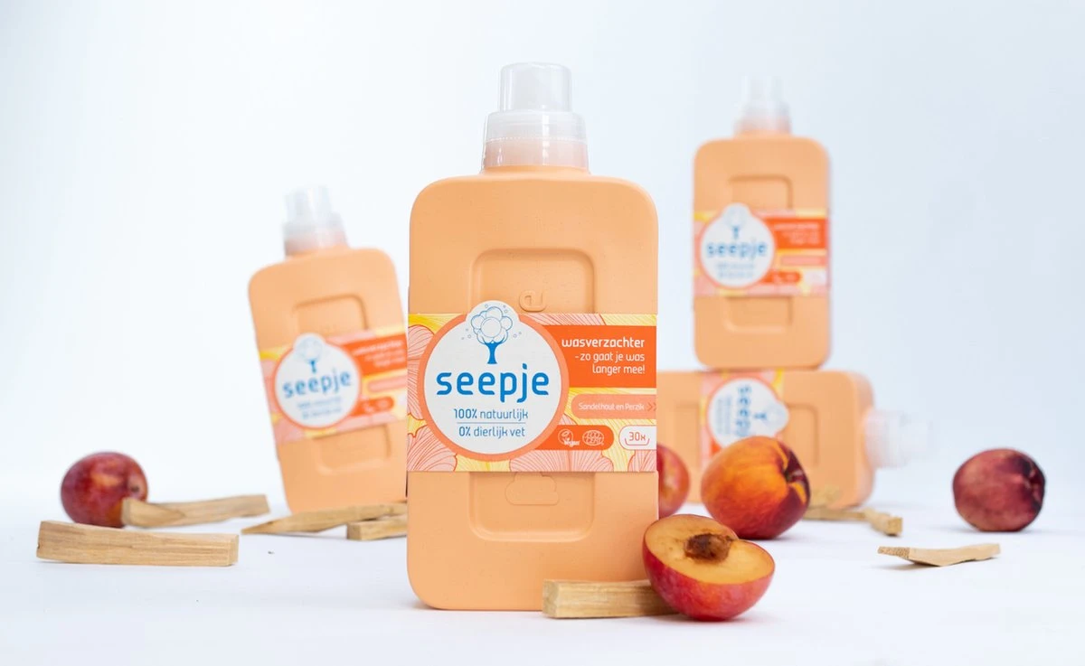 Seepje Wasverzachter - Sandelhout En Perzik – Natuurlijke Ingredienten - 4 X 30 Wasbeurten - 4 X 750ML 4 Seepje Wasverzachter - Sandelhout En Perzik – Natuurlijke Ingredienten - 4 X 30 Wasbeurten - 4 X 750ML - Image 4